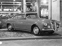 Daimler Regency Coupé Ghia Suisse (1955) - eines der ersten Daimler-Chassis, die einem Karossier in Kontinentaleuropa zur Verfügung gestellt wurde, in diesem Falle Ghia Lugano - Genfer Automobilsalon 1955