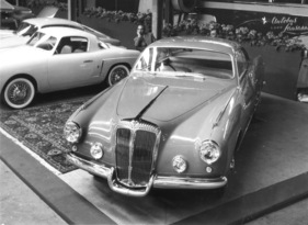 Daimler Regency Coupé Ghia Suisse (1955) - vielbesprochen und bewundert - Genfer Automobilsalon 1955