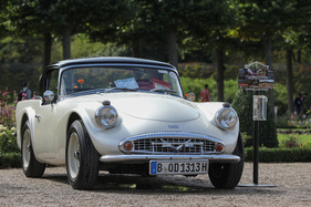 Daimler SP 250 (1959) - V8-Motor mit 2548 Lier Hubraum und 140 PS, 948 kg, 200 km/h, 2684 Exemplare wurden gebaut - 18. ASC-Classic-Gala Schwetzingen 2022