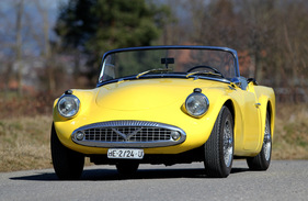 Daimler SP 250 (1960) - angedeutete Kotflügel zeugen vom Traditionsbewusstsein des Herstellers