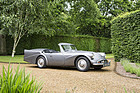 Bild: Daimler SP250 AHC Retractable Hardtop Coupé (1960) - als Lot 123 an der Bonhams Goodwood Revival Versteigerung am 10. September 2016