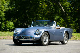 Daimler SP250 Roadster (1963) - als Lot 132 angeboten an der Bonhams Audrain Concours Versteigerung am 30. September 2022