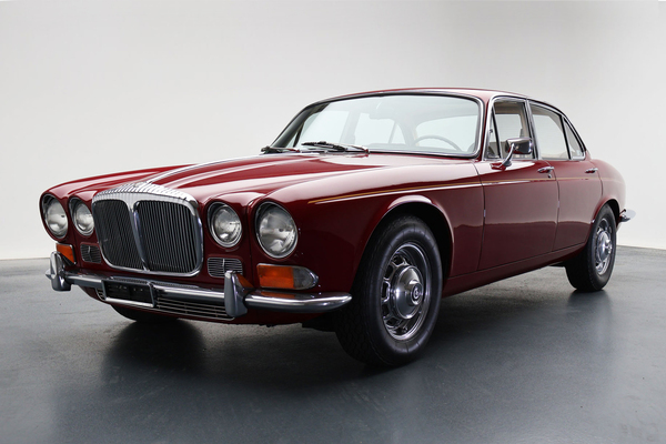 Daimler Sovereign (1973) - als Lot 21 an der Emil Frey Classic Auctions am 26. April 2025