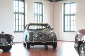 Daimler V8-250 Mark II (1969) - als Lot 10 am 13. September 2025 bei Emil Frey Classic Auctions