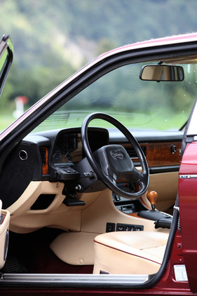 Daimler XJ 40 3.6 (1989) - bereits schon viel Elektronik im Interieur