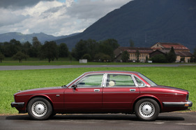 Daimler XJ 40 3.6 (1989) - besonders reichhaltig ausgerüstet