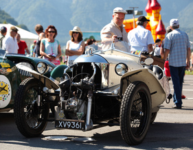 Damals setzte man aus Kostengründen auf drei Räder, wie bei diesem Morgan Aero von 1928 - British Car Meeting 2015 in Mollis