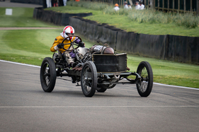 Bild Darracq 200 HP (1905) – "S. F. Edge Trophy" – Goodwood Members' Meeting 2024
