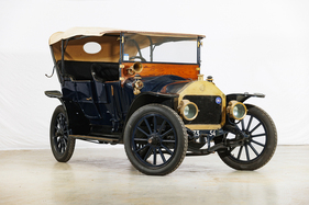 Darracq RRX 14/16HP double phaéton (1910) - als Lot 329 an der Artcurial-Versteigerung anlässlich der Rétromobile Paris am 18./19. März 2022