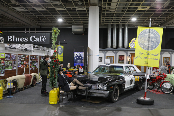 Das Blues Café macht auf Blues Brothers - Bremen Classic Motorshow 2023