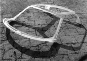 Das Dachgerippe des Carrera GTS. So ein Teil liesse sich aus Blech gar nicht in einem Stück pressen.