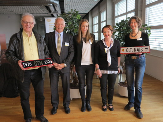 Das Ehepaar Rais (links und rechts) waren die Initiatoren des OTM Bern/Fribourg - sie wurden geehrt für ihre Aufbauarbeit - OTM Fribourg 2015