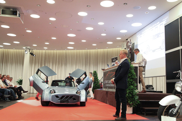 The one-off Yummy Motors XCT-R from 2009 did not attract a high enough bid - auction of the classic car gallery at the Dolder Grand Hotel 2017