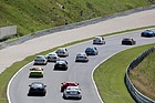 Bild: Das Feld hinter dem Safety Car