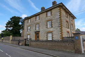 Das Hunt House in der High Street 70 in Paulerspury, Towcester