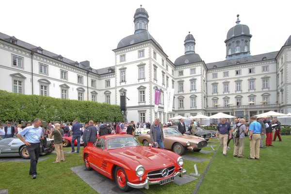 Das Interesse an den Klassikern ist gross - Impressionen vom Concours d'Elégance an der Schloss Bensberg Classics 2015