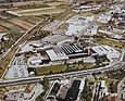 Bild: Das Karosseriewerk Reutter wird am 1. März 1964 zum Karosseriewerk Porsche GmbH und die gesamte Belegschaft wird von der Porsche KG übernommen