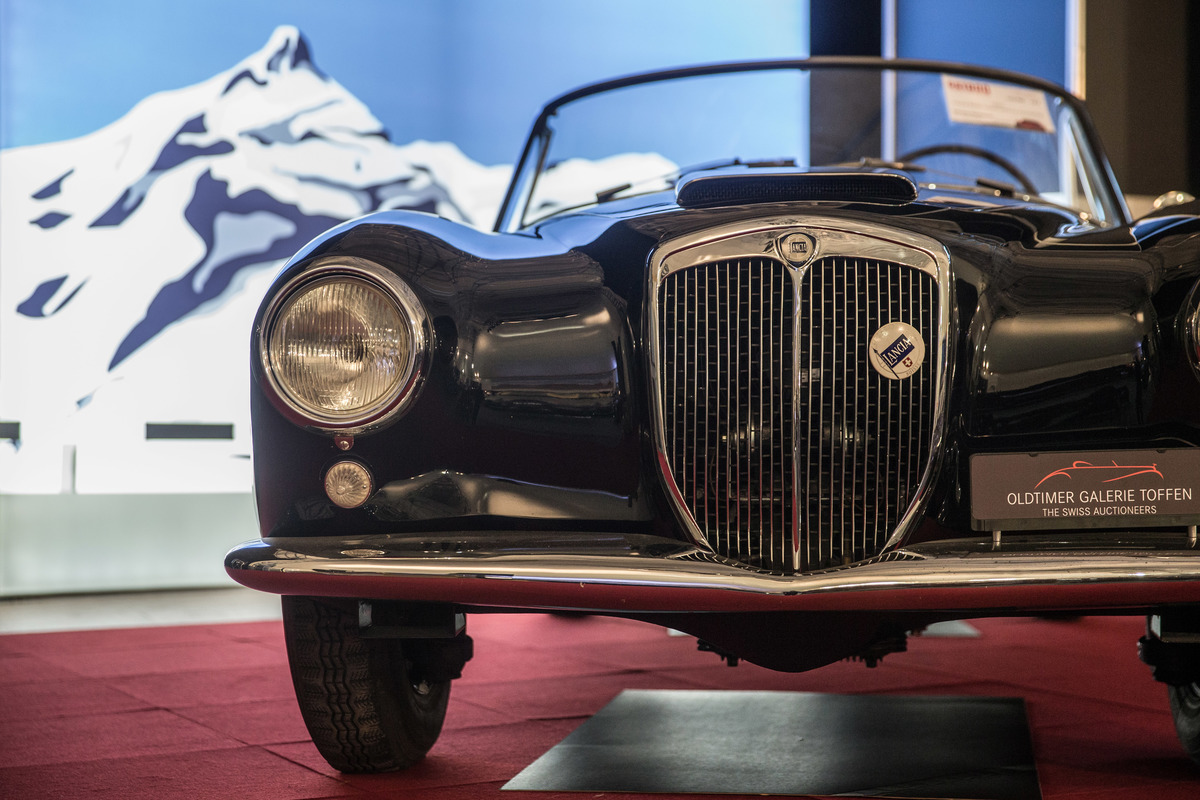 Das Lancia Aurelia B24S Convertibile Pininfarina von 1956 - Vorbereitungen für die Versteigerung der Oldtimer Galerie in Gstaad am 29. Dezember 2017