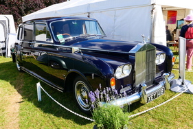 Das Nummernschild mit dem B am Ende lässt auf eine Erstzulassung im Jahr 1964 schliessen