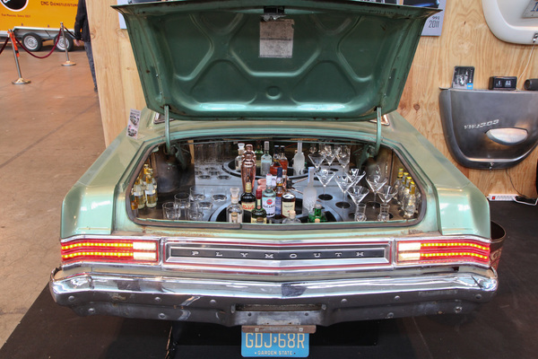 Das Problem mit dem Trinken und Fahren gleichzeitig stellt sich hier nicht mehr - Swiss Classic World Luzern 2019