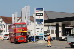 Das Shuttle brachte die Besucher vom Classic Center zum Fahrerlager des Grand Prix - Oldtimer Grand Prix Safenwil 2025 Das Shuttle brachte die Besucher vom Classic Center zum Fahrerlager des Grand Prix - Oldtimer Grand Prix Safenwil 2025