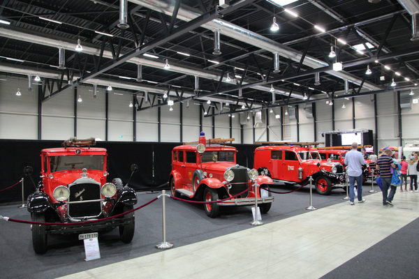 Bild: Das Swiss Car Register präsentierte auch einige schöne Feuerwehrautos - Zeitzeugen der Schweizer Karosseriebaukultur - Swiss Classic World Luzern 2016