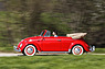Das VW Käfer Cabriolet der Sechzigerjahre im Frühling (© Wolfgang Wilhelm / Archiv Reinhard, 2016) Das VW Käfer Cabriolet der Sechzigerjahre im Frühling (© Wolfgang Wilhelm / Archiv Reinhard, 2016)