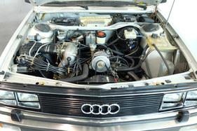 Das Vorstandsfahrzeug zur Vorstandsvorlage. Audi 200 mit KKM 871 als persönlicher Dienstwagen von Dr. Wolfgang Habbel gerne gefahren