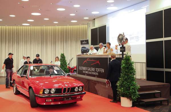 The elegant BMW 635 CSI Coupé from 1986, knocked down for CHF 34,000 - Auction of the Classic Car Gallery at the Dolder Grand Hotel 2017