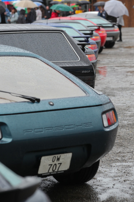 Das immer wieder begeisternde runde Heck des Porsche 928 - OSMT Zug im September 2017