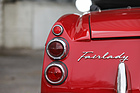 Ab März 1967 trugen japanische Modelle den geschwungenen Fairlady-Schriftzug statt Datsun-Emblem am Heck. Auf diesem ehemaligen US-Modell ist er nachgerüstet