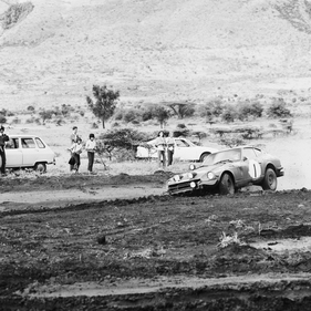Datsun 240 Z (1973) - East Safari Rallye 1973 - Shekkar