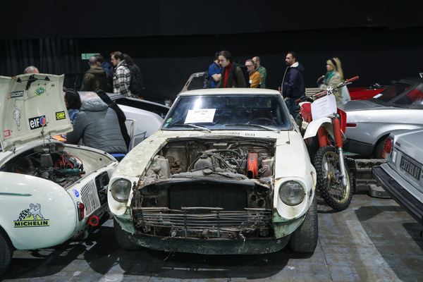 Datsun 240 Z (1973) - für EUr 6800 zu verkaufen, etwas Arbeit ist aber noch nötig ... - Rétromobile Paris 2024