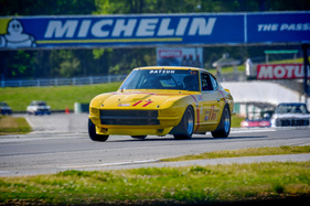 Datsun 240Z (1971) am Classic Motorsports Mitty 2018