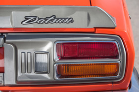 Datsun 260 Z 2+2 (1977) - auf dem Heckspoiler beschriftet
