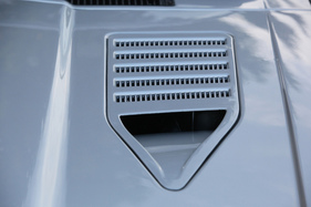 Datsun 280 ZX (1982) - der Lufteinlass auf der Motorhaube