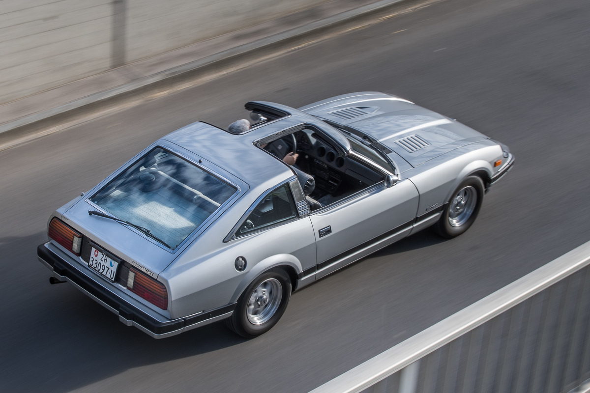 Datsun 280 ZX (1982) - die offene Variante unterschiedet sich bezüglich Linienführung kaum vom geschlossenen Coupé