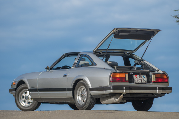 Datsun 280 ZX (1982) - eine grosse Heckklappe gibt den Zugang zum Gepäckabteil