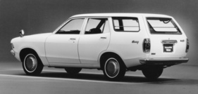 Datsun Sunny 1200 Van (1974) – Heck des Kombiwagens