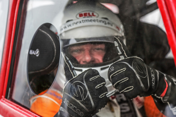 Daumen hoch - Kampf der Zwerge - RGB Saisonfinale auf dem Nürburgring 2018