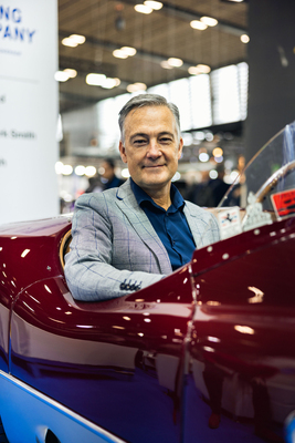 Bild David Gooding an der Rétromobile Paris 2023