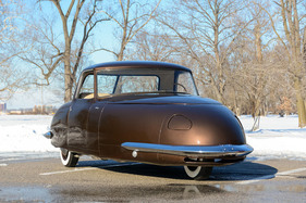 Davis Divan (1948) – Klappscheinerwerfer mit Seilzug Davis Divan (1948) – Klappscheinerwerfer mit Seilzug