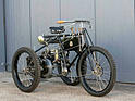 Bild: De Dion Bouton 1 3/4hp Tricycle (1898) - als Lot 220 angeboten an der Bonhams "Golden Age of Motoring" Versteigerung am 4. November 2022