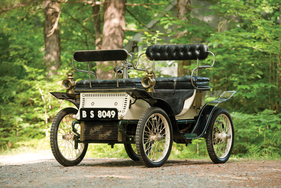 De Dion-Bouton Vis-à-Vis (1900) - als Lot 110 an der RM Auction Hershey vom 9./10. Oktober 2014
