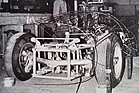 Bild: De Dion-Rohr klassisch, hinter der Achse beim Maserati Tipo 151 von 1964