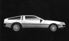 De Lorean DMC-12 (1981) - Profilansicht - Vorserienversion mit Schiebefenstern in den kleineren Seitenscheiben