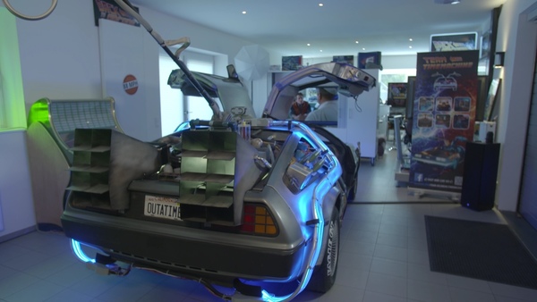 De Lorean DMC-12 (1982) - Filmauto-Replika - bereit für den nächsten Zeitsprung?