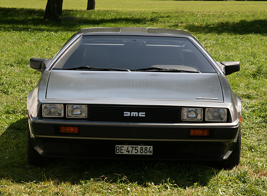 De Lorean DMC-12 (1982) - Frontansicht eines Schweizer Fahrzeugs - aufgenommen 2007