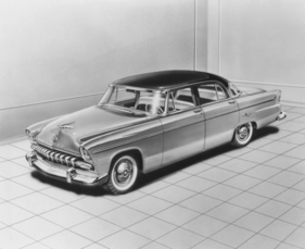 De Soto Diplomat Custom 4-Door Sedan (1955) – Exportmodell auf Plymouth-Basis für Kanada und Europa