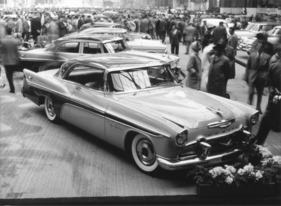 De Soto Fireflite 2-Door Sportsman (1956) – auf dem Pariser Salon 1955